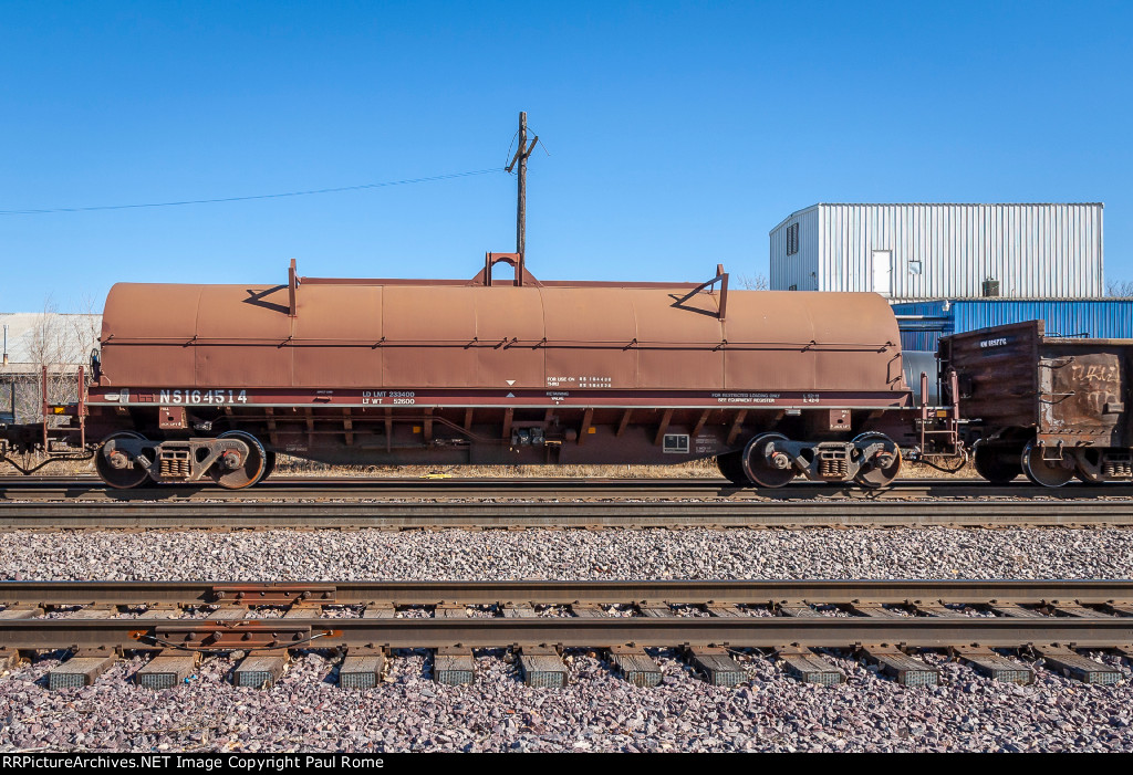 NS 164514, 42-ft Coil Car EB on UPRR
